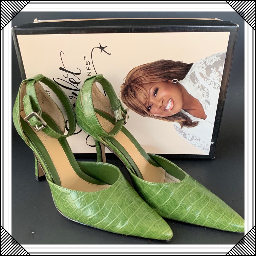 🍀 Star Jones Green Ankle Strap Pointed Toe Sexy🍀